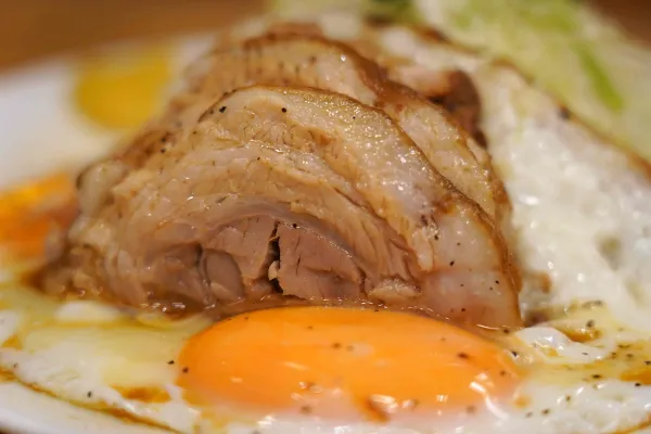 Step Away from Sushi: 🍳Discover the Hidden Char Siu & Egg Gem at ”Tonkatsu Yachiyo” in Toyosu